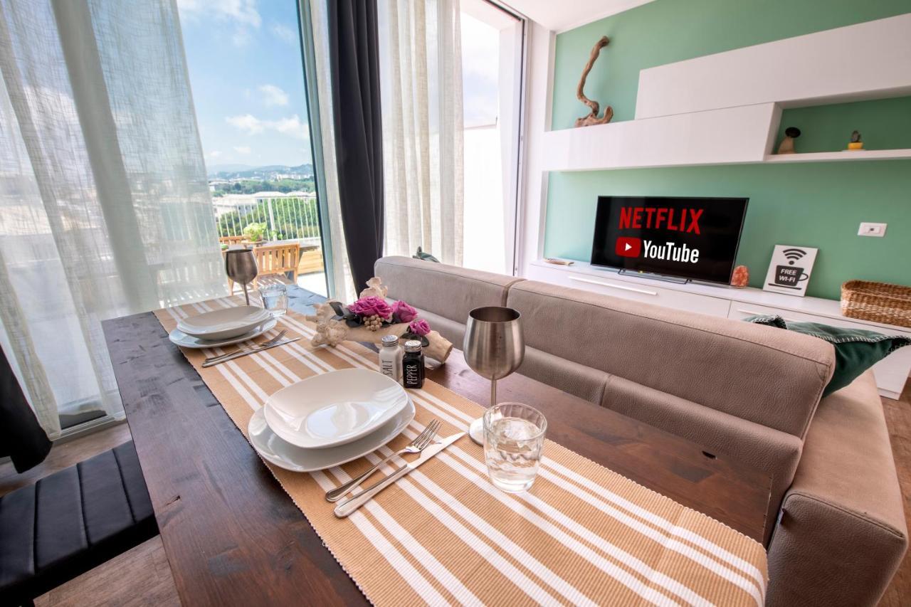 Attico Luxury Con Parcheggio E Terrazza Vista Mozzafiato Génova Exterior foto