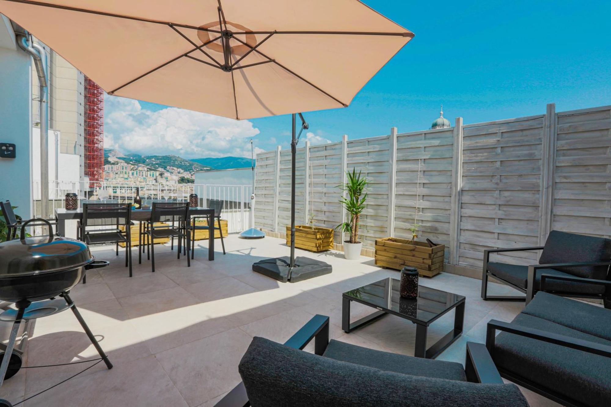 Attico Luxury Con Parcheggio E Terrazza Vista Mozzafiato Génova Exterior foto